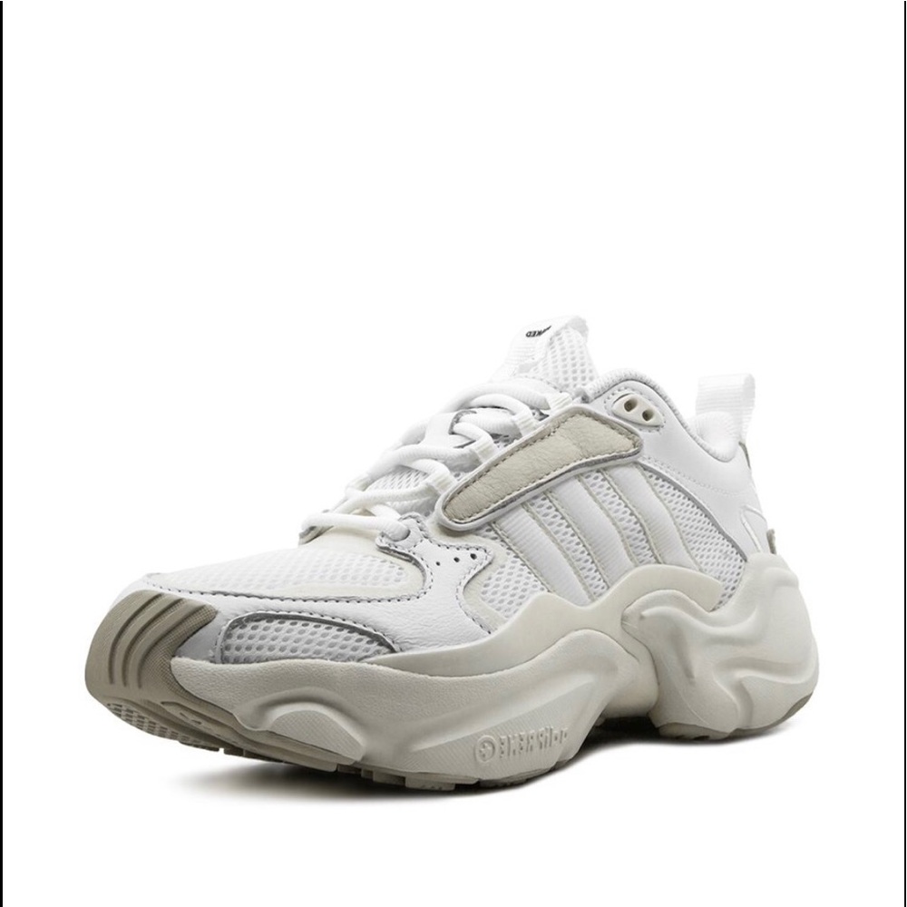 ADIDAS Magmur Runner Nacked low-top sneakers